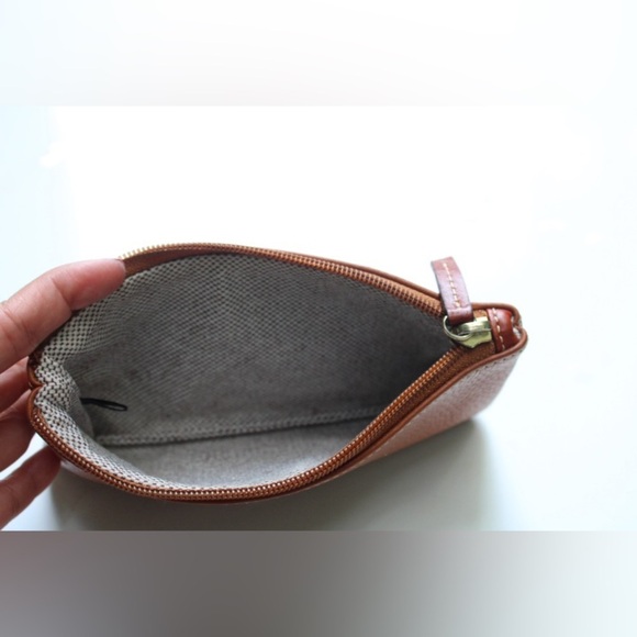 Dooney & Bourke Pebble Grain Zip Clutch/hand Bag - Picture 10 of 10